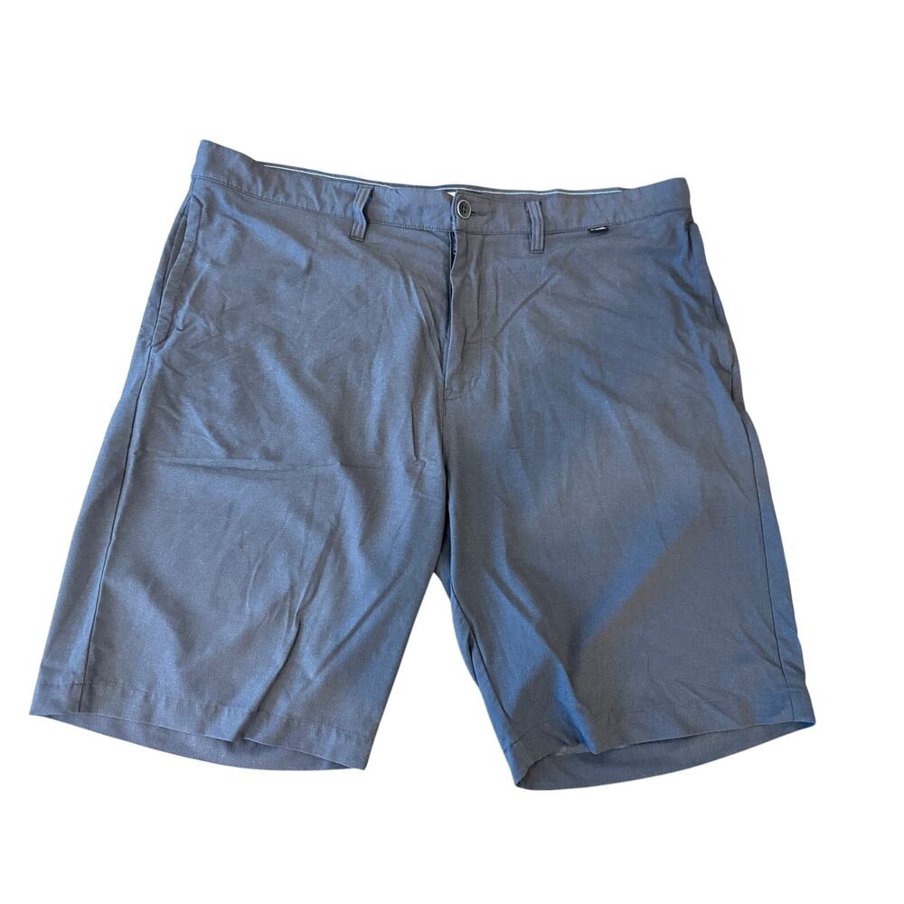 TRAVIS MATHEW Navy 10.5 inseam Golf Athletic Shorts Men size 40